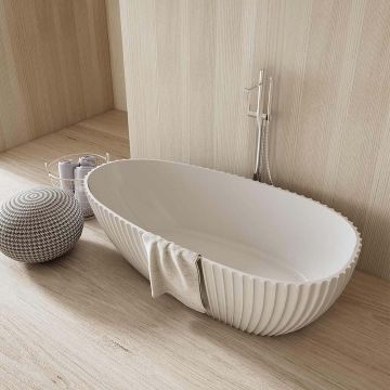 Cada de baie, freestanding, 1700x850x580 mm, din compozit, ovala, alb mat, cu riflaje, MonBlari